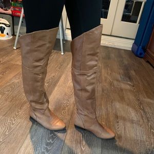 Knee High Browm Boots